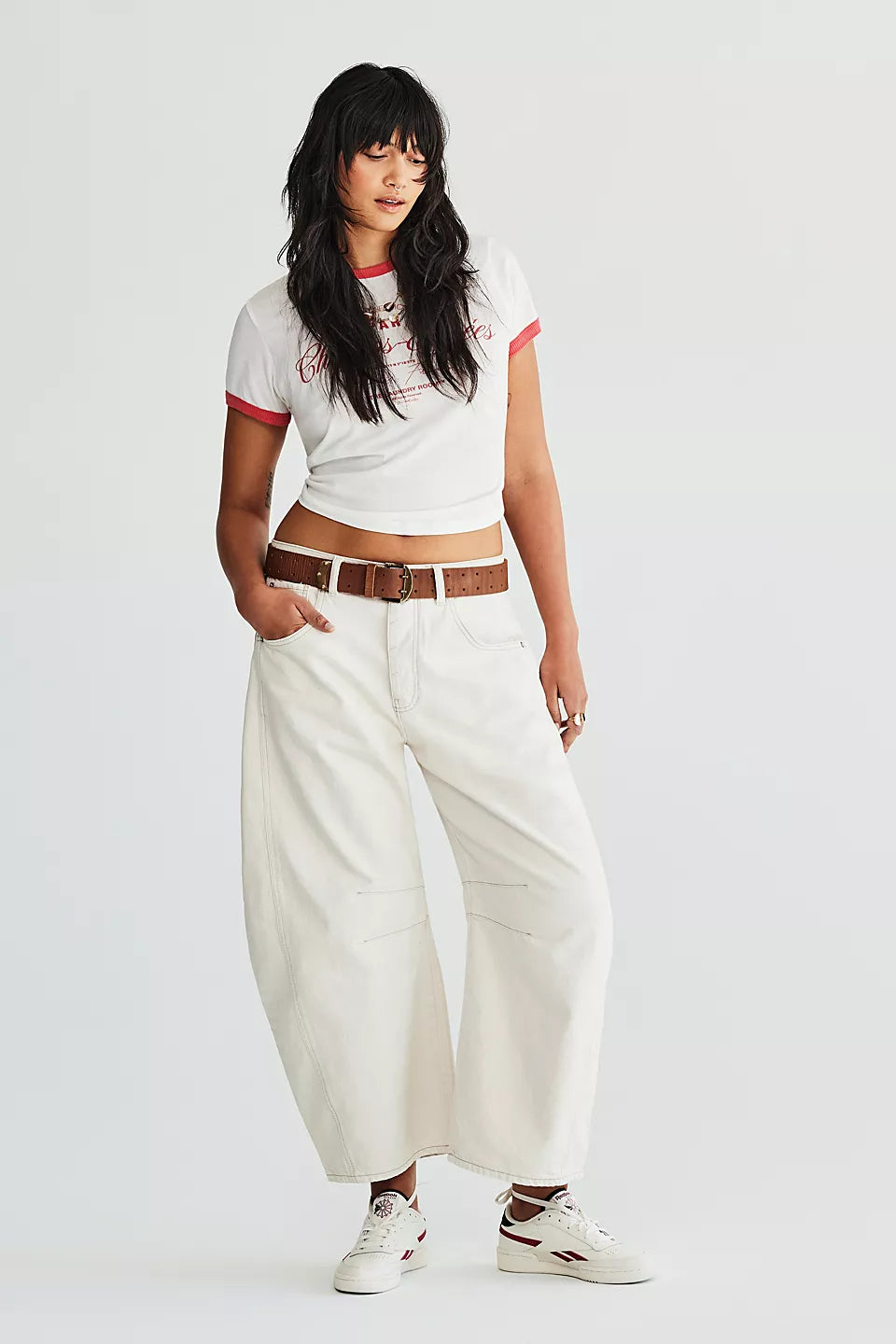 Free People We The Free Good Luck Mid-Rise Barrel Jeans - MILK Fashionable Vintage Wash Jeans Free People We The Free Good Luck Mid-Rise Barrel Jeans - MILK Fashionable Vintage Wash Jeans