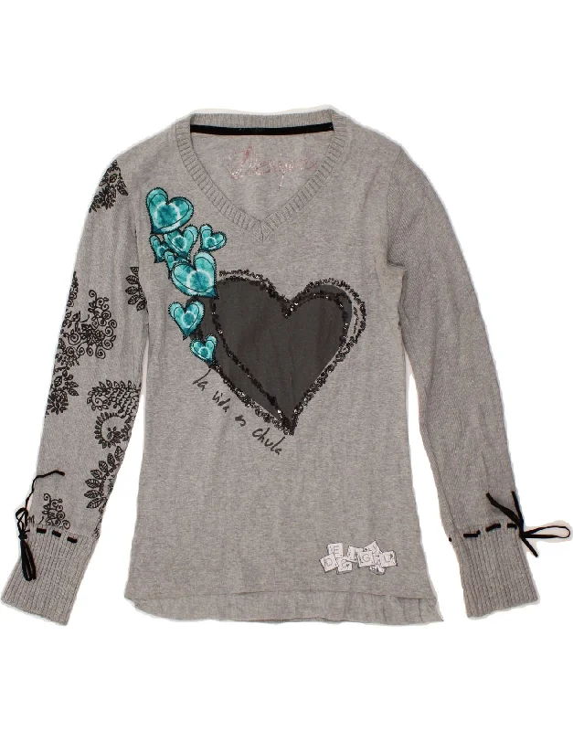 DESIGUAL Womens V-Neck Jumper Sweater UK 10 Small Grey Paisley Heart Satin Blend Silk Blend Wool Blend DESIGUAL Womens V-Neck Jumper Sweater UK 10 Small Grey Paisley Heart Satin Blend Silk Blend Wool Blend