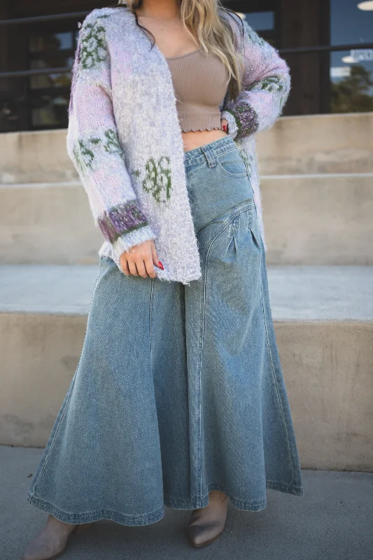 Rustic Sky Wide Leg Jeans Fashionable Distressed Jeans