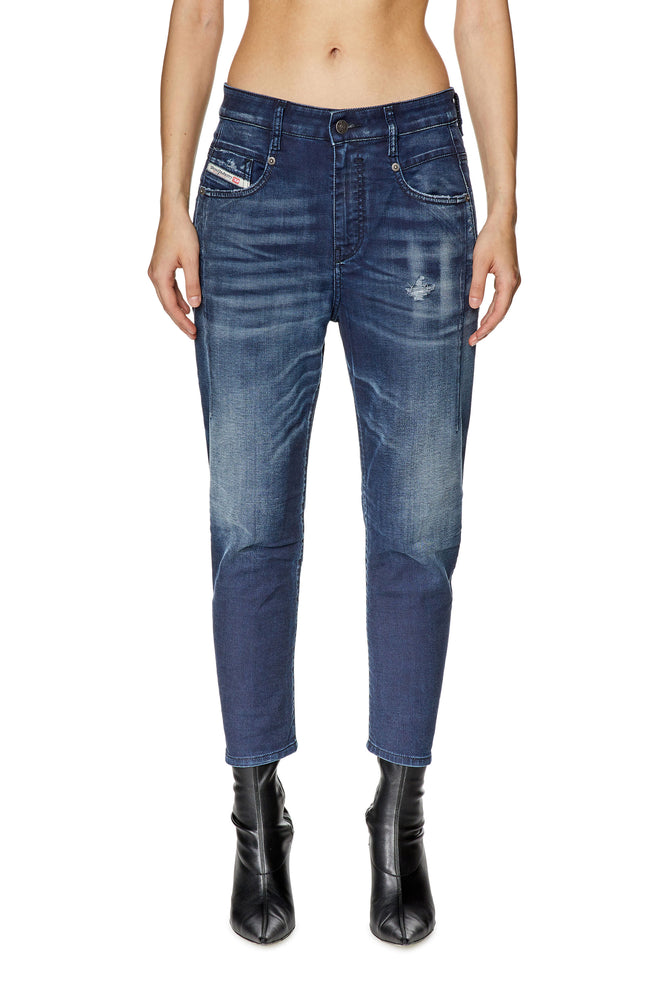Boyfriend Fayza JoggJeansÂ® Trendy Wide-Legged High-Waist Jeans