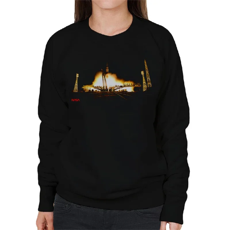 NASA Soyuz Rocket Launch Shot Women's Sweatshirt Hoodie with Slim Fit Tailored Modern NASA Soyuz Rocket Launch Shot Women's Sweatshirt Hoodie with Slim Fit Tailored Modern