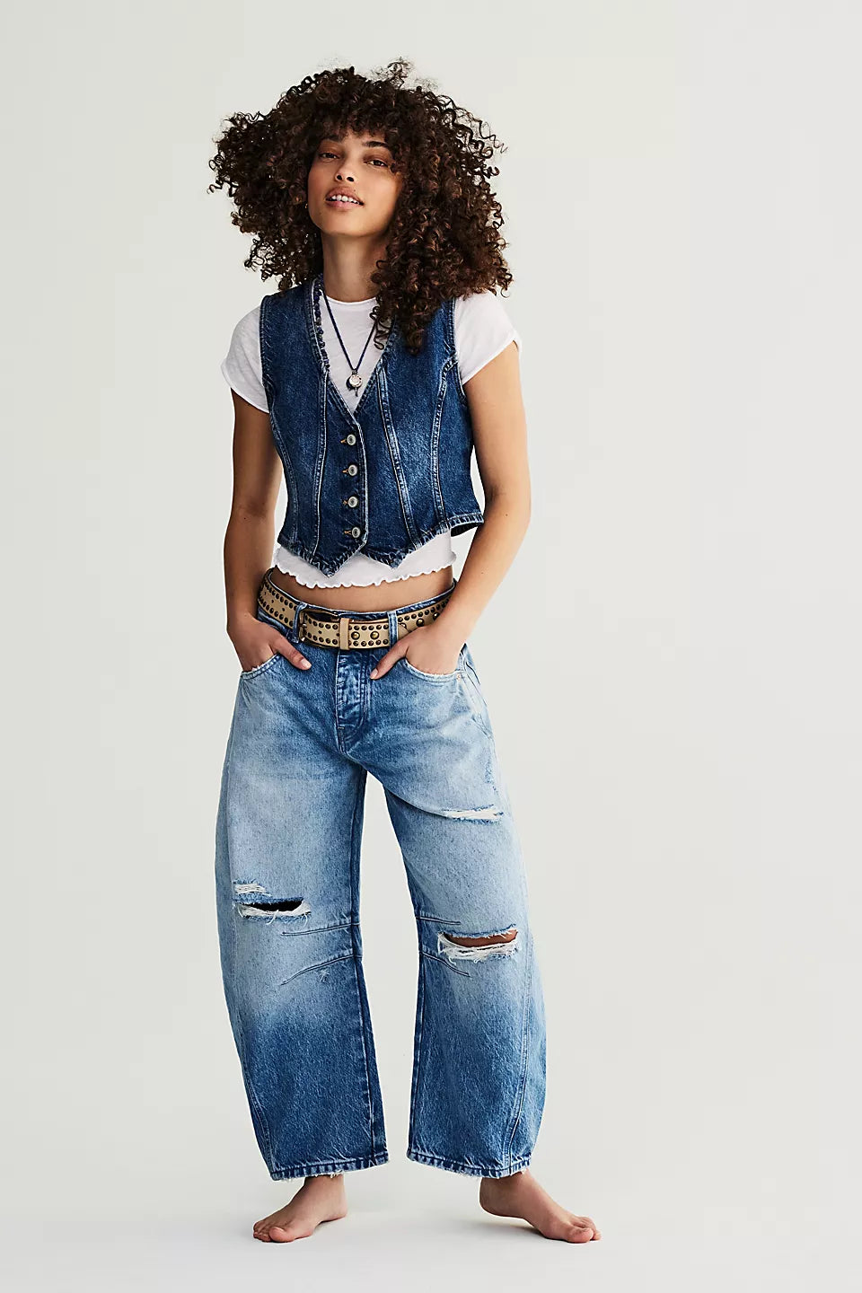 Free People We The Free Good Luck Mid-Rise Barrel Jeans - BARNYARD BLUE Stylish Relaxed Fit Skinny Jeans Free People We The Free Good Luck Mid-Rise Barrel Jeans - BARNYARD BLUE Stylish Relaxed Fit Skinny Jeans