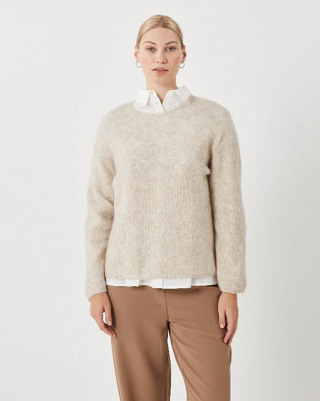 Calaha Jumper 9965 - Warm Sand Ribbed Striped Patterned