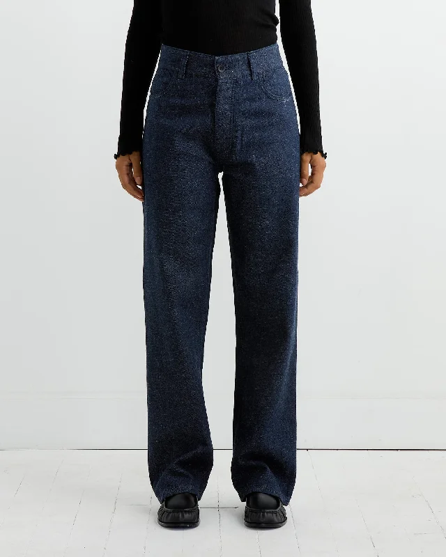 Tajo Pant in Blue Chic Black Leggings