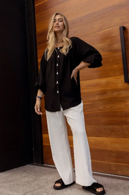 TRINITY Blouse Black Playful Puff Blouse