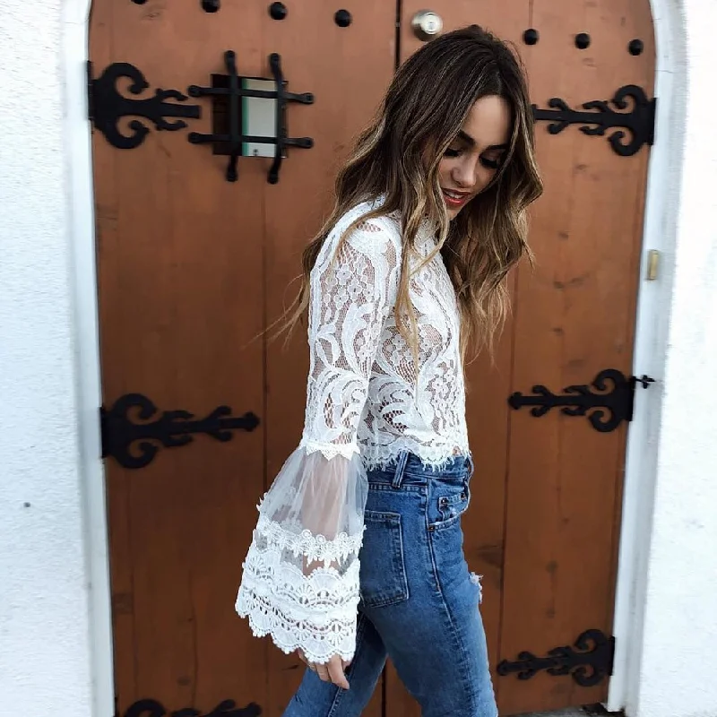 New Fashion Summer bell sleeve laced crop tops sexy&Club Flar Sleeve o-neck white blouses ladies casual shirts Elegant Lace Blouse