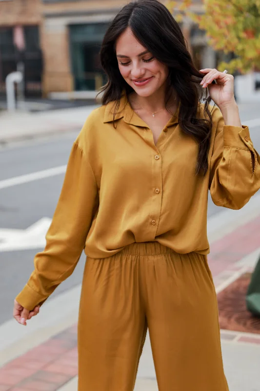 FINAL SALE - Serene Beauty Button-Up Blouse Lightweight Floral Blouse