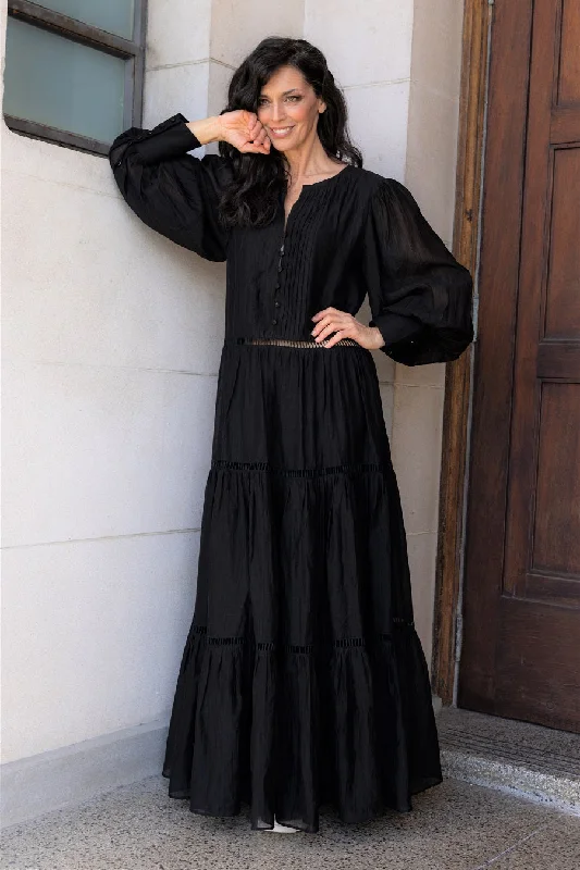 Black Bird Maxi Dress Black Lyocell Fashionable Off-Shoulder Maxi Dress