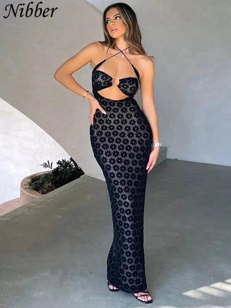 Elegant Maxi Dress: Stylish Hollow Out Design for Trendy Women Stylish V-Neck Maxi Dress