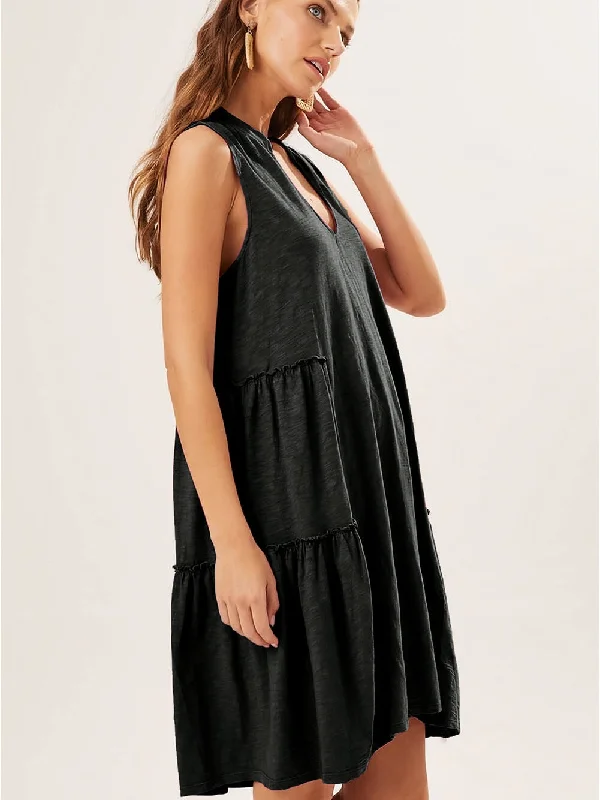 Tiered Sleeveless Maxi Dress Comfortable Maxi Dress with Sleeves