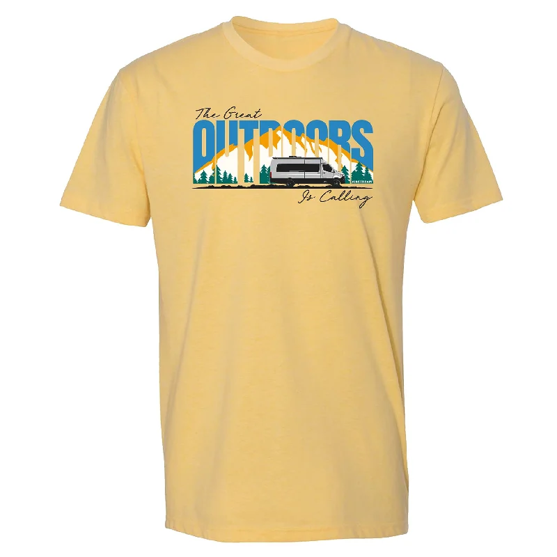 Airstream Touring Coach the Great Outdoors T-Shirt Houndstooth Herringbone Solid