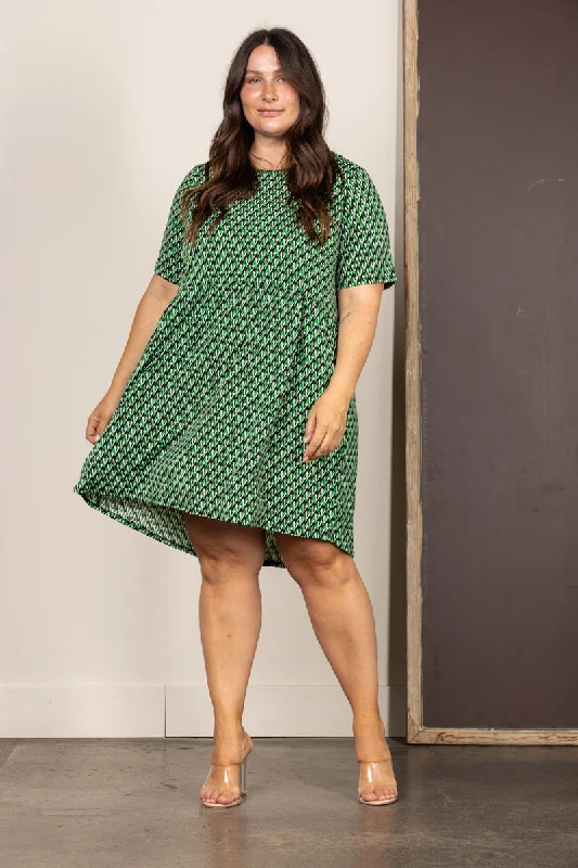 GREEN CHEVRON PRINT SHORT SLEEVES PLUS SIZE MINI DRESS D5105X Stylish Sweetheart Mini Dress