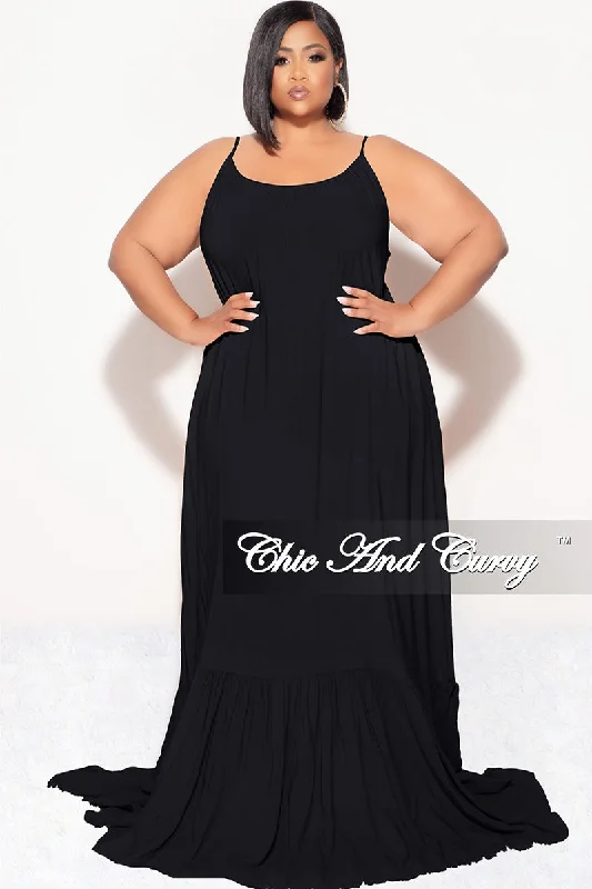 Final Sale Plus Size Maxi Dress with Spaghetti Straps in Black Trendy Floral Print Maxi Dress Final Sale Plus Size Maxi Dress with Spaghetti Straps in Black Trendy Floral Print Maxi Dress