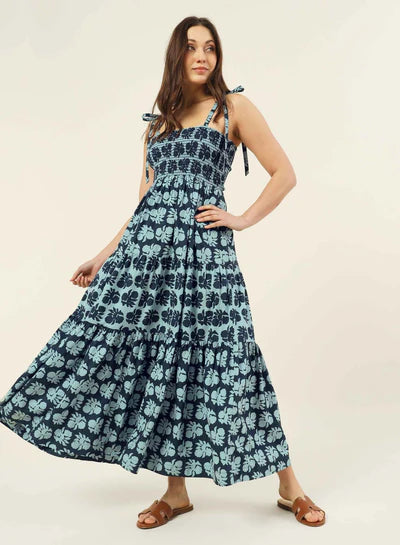 LANA MAXI DRESS Fashionable Chiffon Maxi Dress