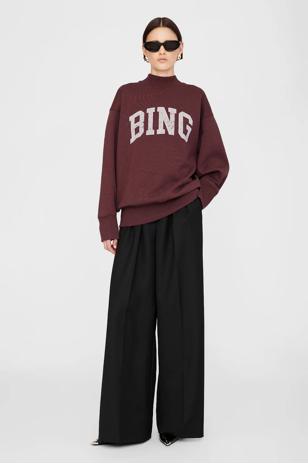 Anine Bing - Bradie Sweatshirt in Deep Burgandy Hoodie with Illustration Artistic Creative