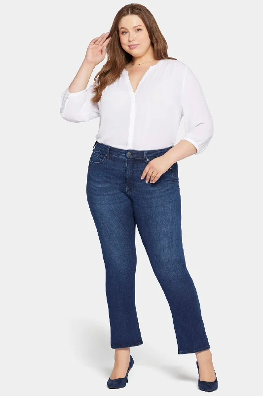 Le Silhouette Slim Bootcut Jeans In Petite Plus Size - Marvelous Elegant Bootcut Fit Jeans