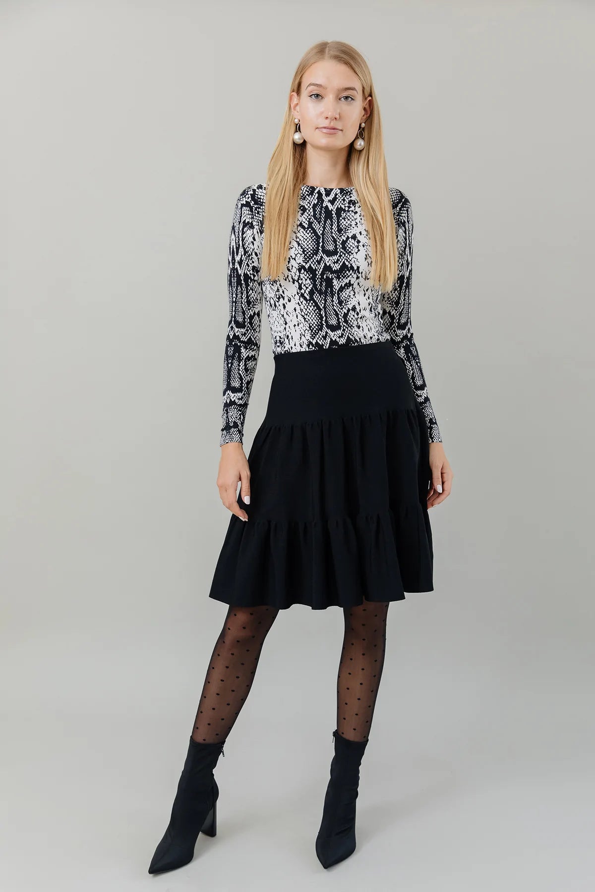 Apparalel Tiered Knit Skirt leather skirt sleek