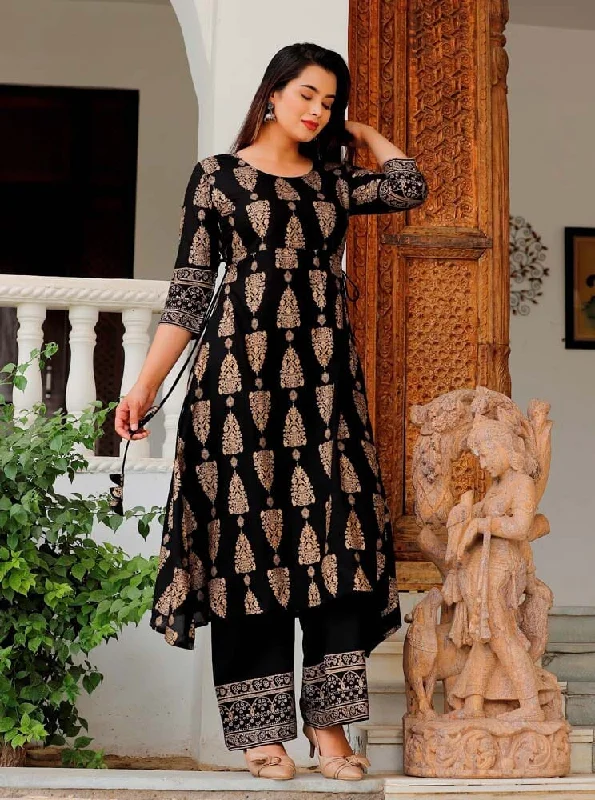 Rayon Material Woman Kurta And Pant Set in Black Colour Comfortable Maternity Pants